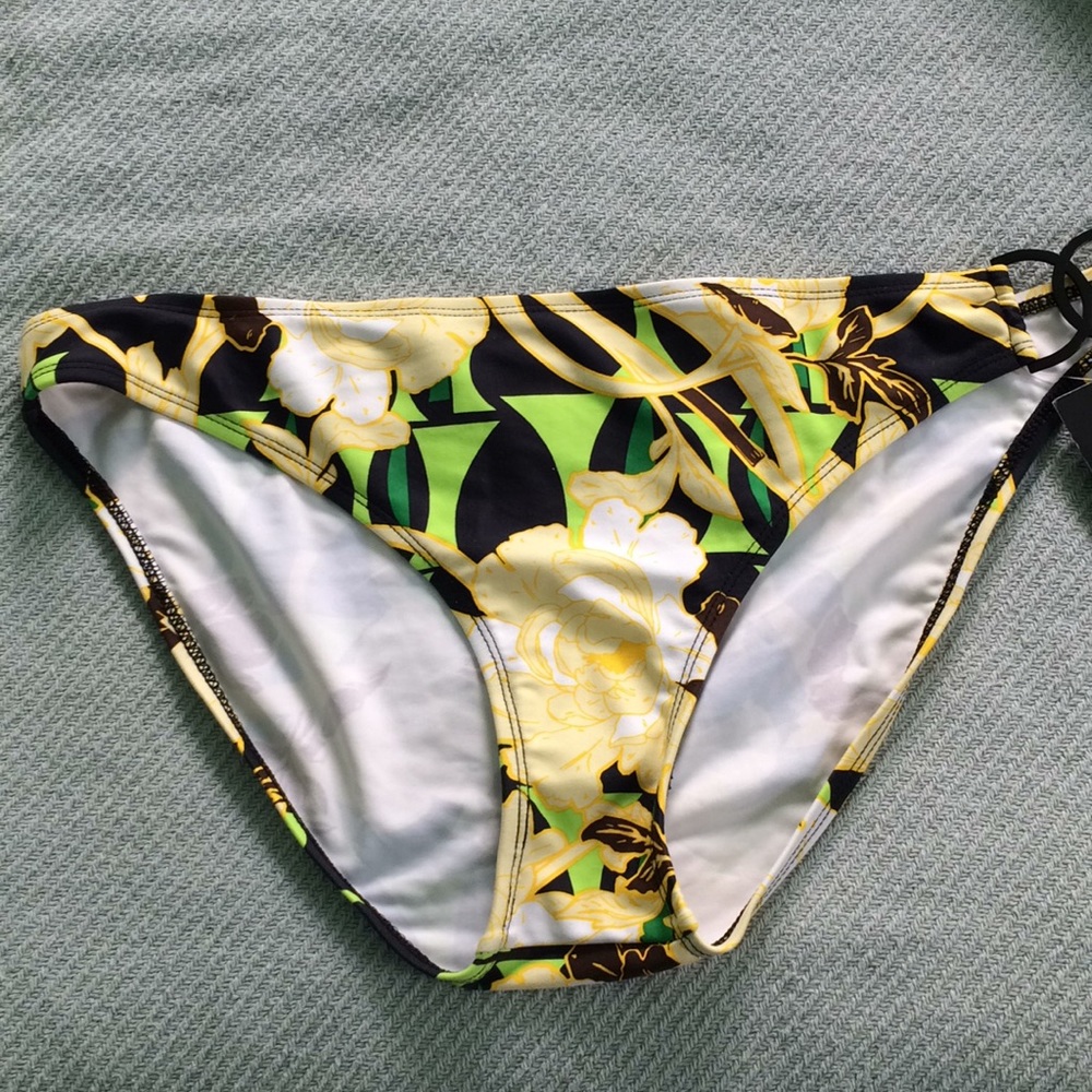 Bikini bottom
